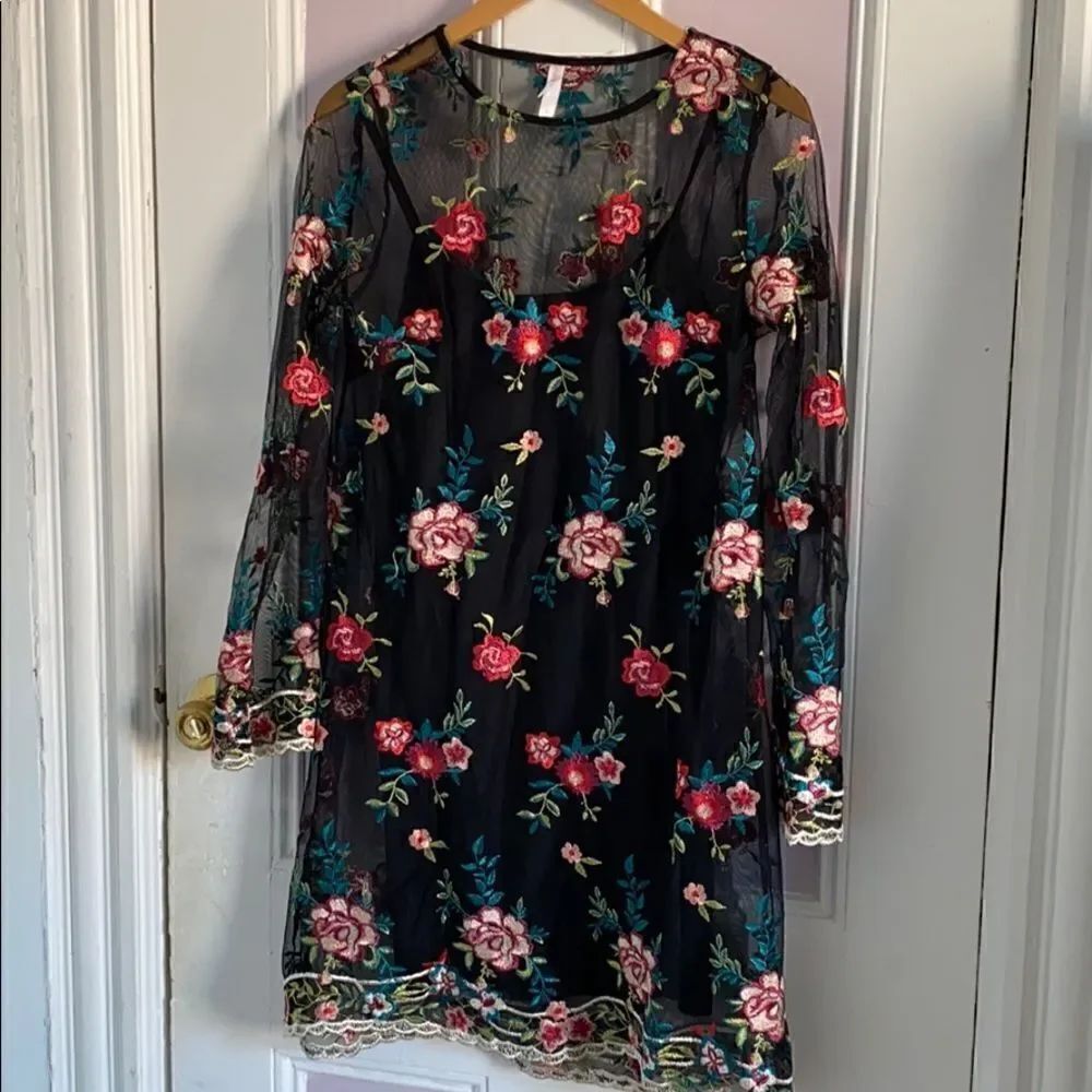Target Brand Boho Embroidered Sheer Dress - Size Small - Picture 2 of 7